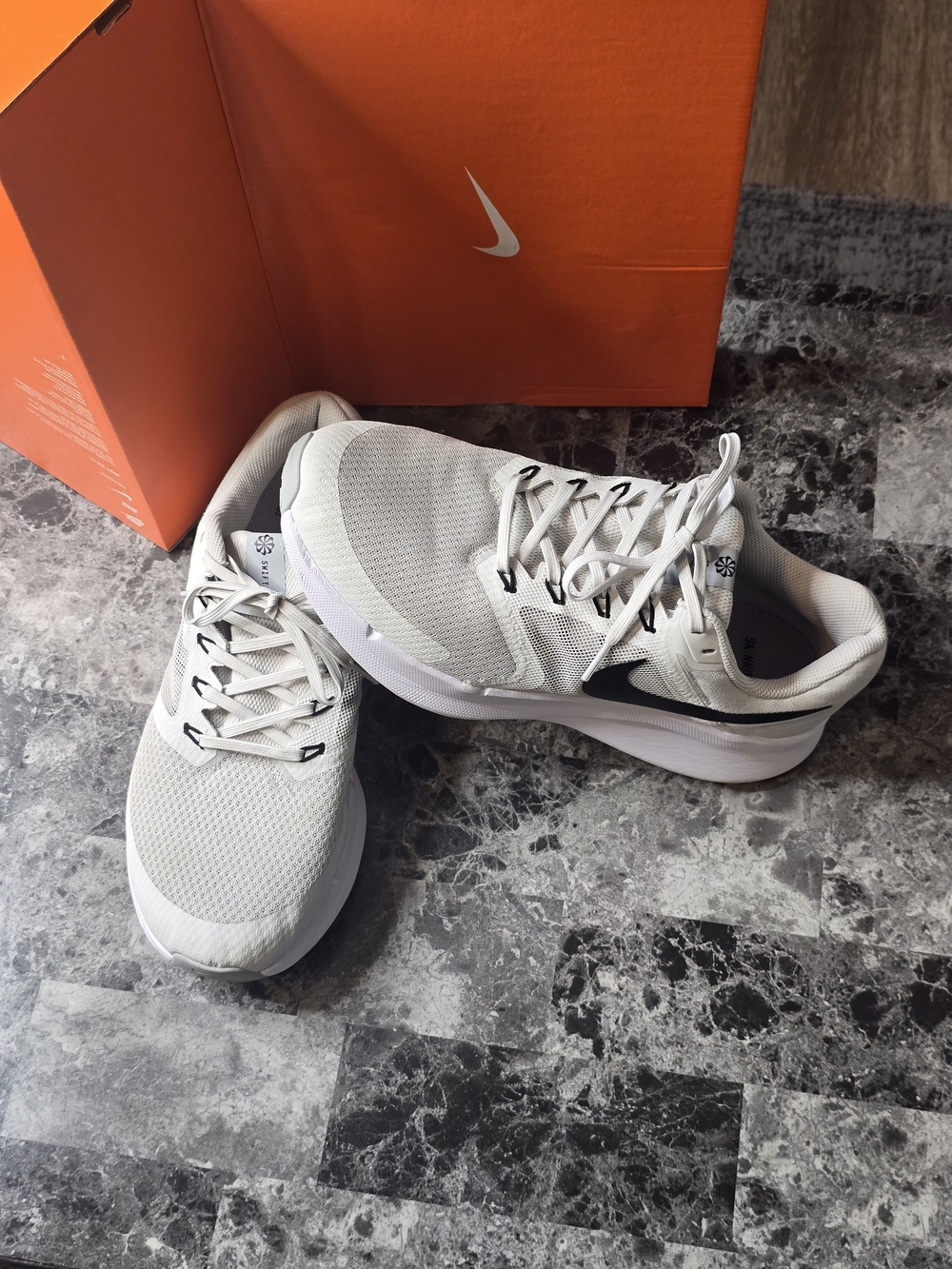 Nike Men’s Athletic Running Shoes WIDE